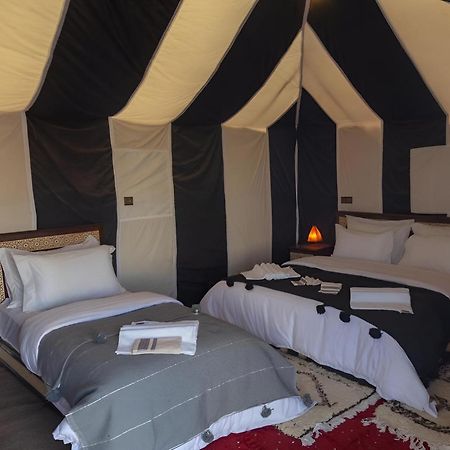 מרזאוגה Top Desert Luxury Camp מראה חיצוני תמונה